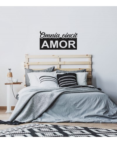 Adesivo autocolante "Omnia vincit amor"