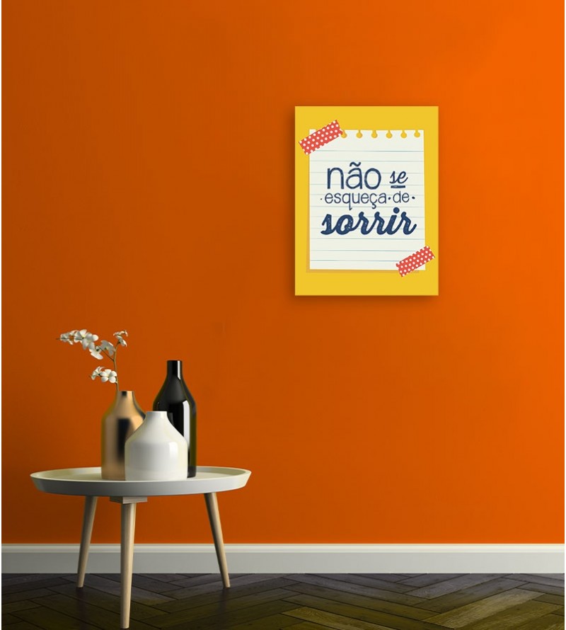 Pôster escrito "Não se esqueça de Sorrir"
