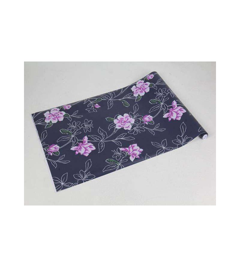 Papel de parede com flores em tons roxos, fundo preto e folhagem verde musgo e branco - Luxury 09