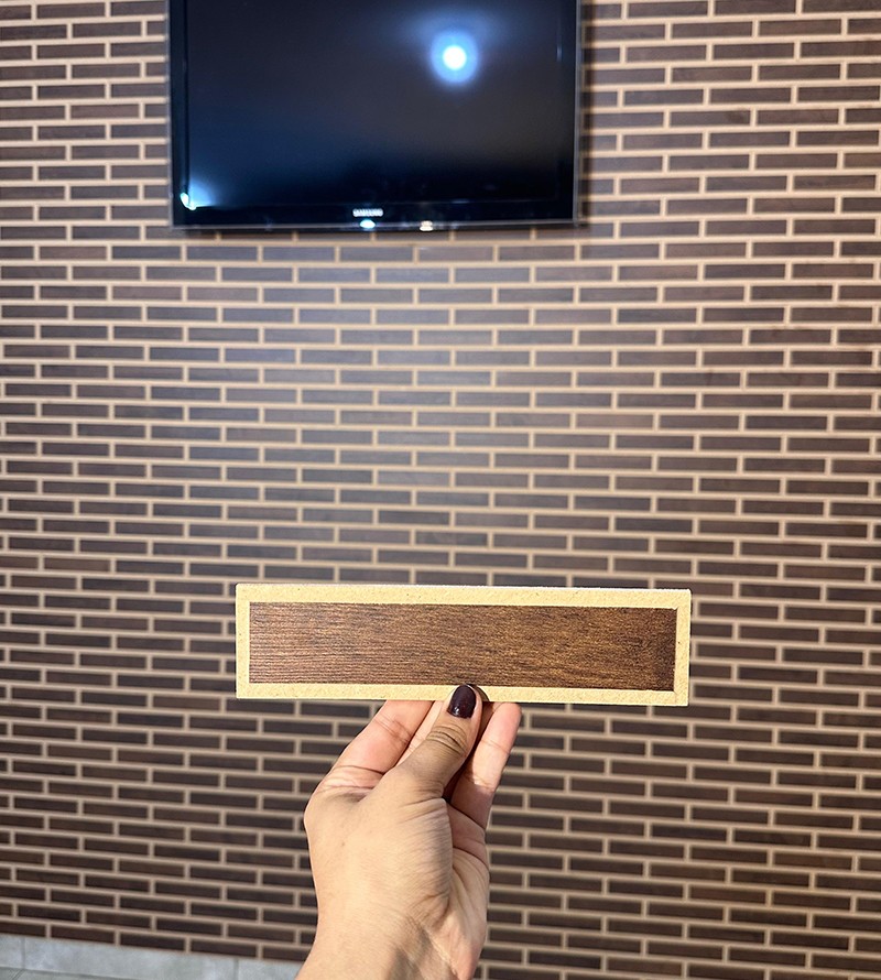 Revestimento Tijolinho de Madeira Imbuia Premium