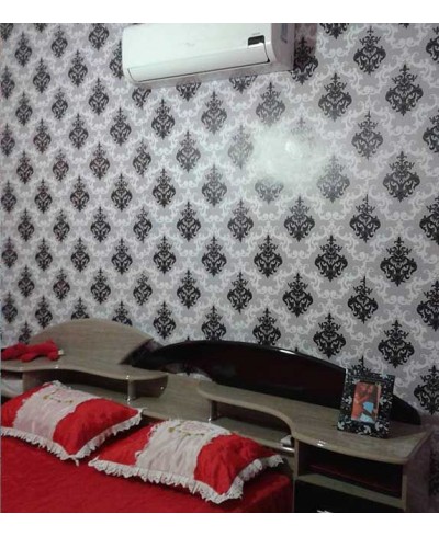 Papel de parede com fundo cinza e detalhes em branco e preto Papel de parede com fundo cinza e detalhes em branco e preto