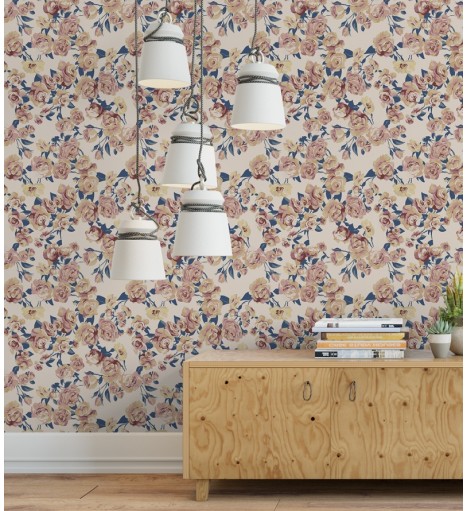 Papel de parede romântico em fundo rosa e flores em tons rosa, azul, cinza e amarelo