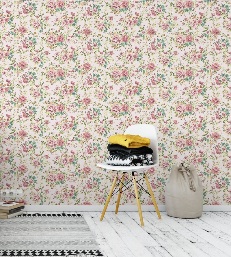 Papel de parede romântico flores na cor laranja, rosa e folhas verdes com fundo branco