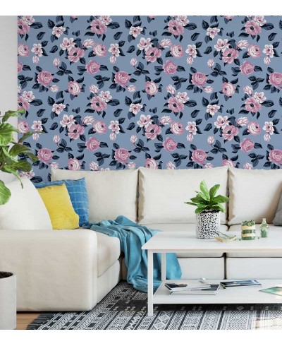 Papel de parede floral com detalhes em tons de azul, com detalhes em branco e rosa - Condessa 17