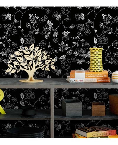 Papel de parede com estilo floral com estampa de flores brancas e fundo preto - Floral 06