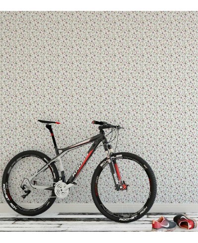 Papel de parede floral com fundo branco e pequenas flores em rosa, roxo e vermelho, detalhes verdes e tons azuis - Floral 22