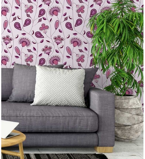 Papel de parede floral, fundo rosa claro, desenhos em tons roxo e rosa, com detalhes brancos - Glamour 16