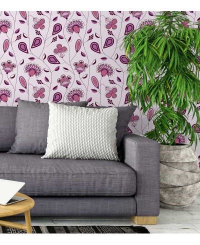 Papel de parede floral, fundo rosa claro, desenhos em tons roxo e rosa, com detalhes brancos - Glamour 16