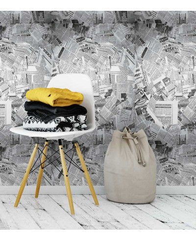 Papel de parede com fundo branco e escritas e desenhos em tons de cinza - Jornal 09