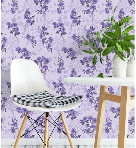 Papel de parede com flores em roxo e tons roxos, fundo roxo e folhagem verde musgo - Luxury 08