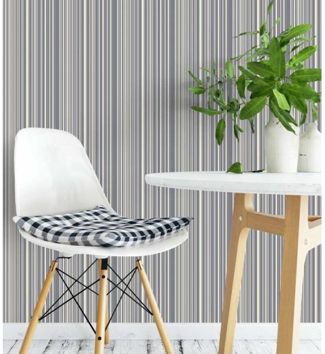 Papel de parede listrado cinza e creme