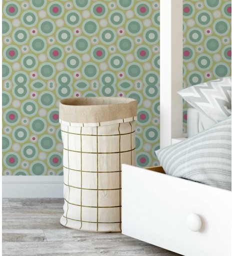 Papel de parede com fundo verde claro e com detalhes em vermelho, verde escuro e bege - Teen 07